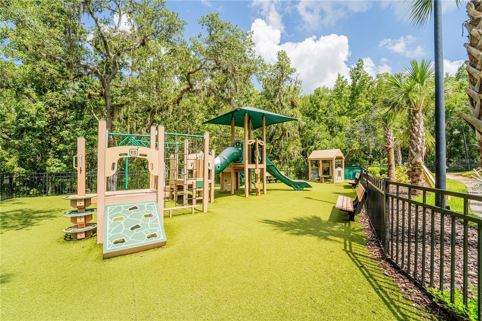 OXFORD PLACE AT TAMPA PALMS A CONDO - Residential