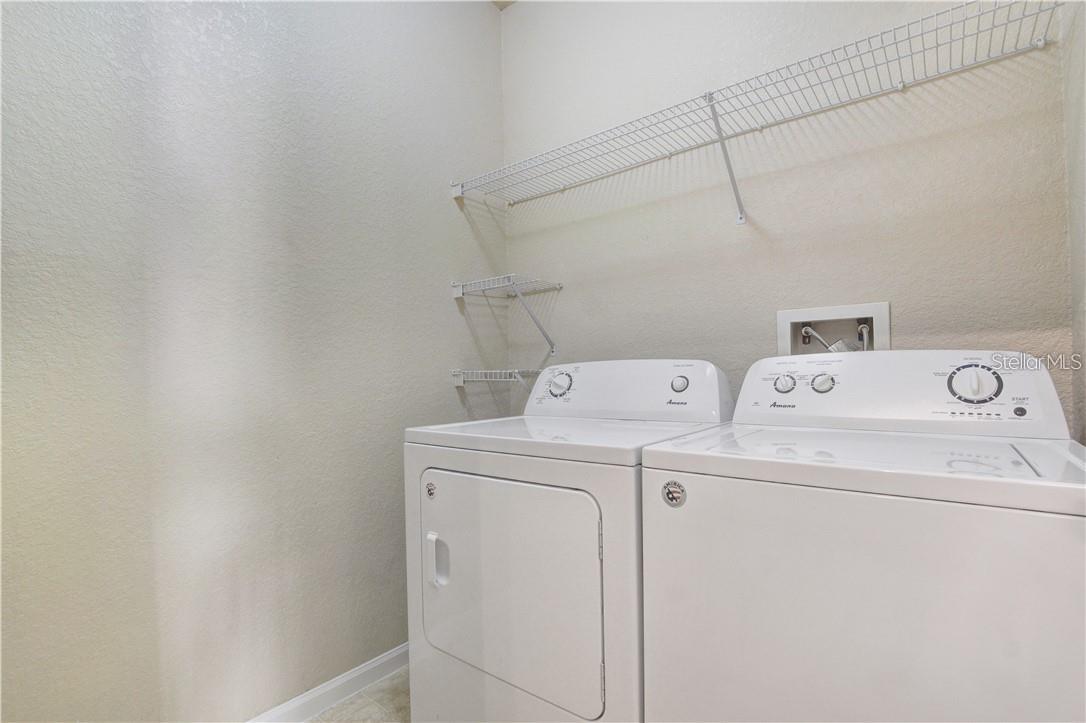 OXFORD PLACE AT TAMPA PALMS A CONDO - Residential