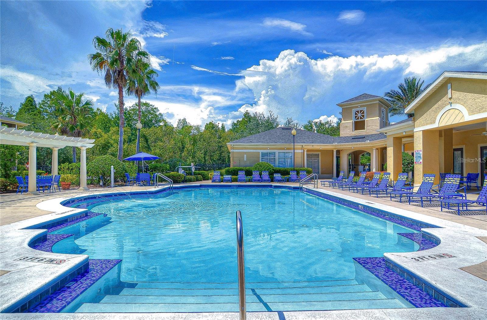 OXFORD PLACE AT TAMPA PALMS A CONDO - Residential