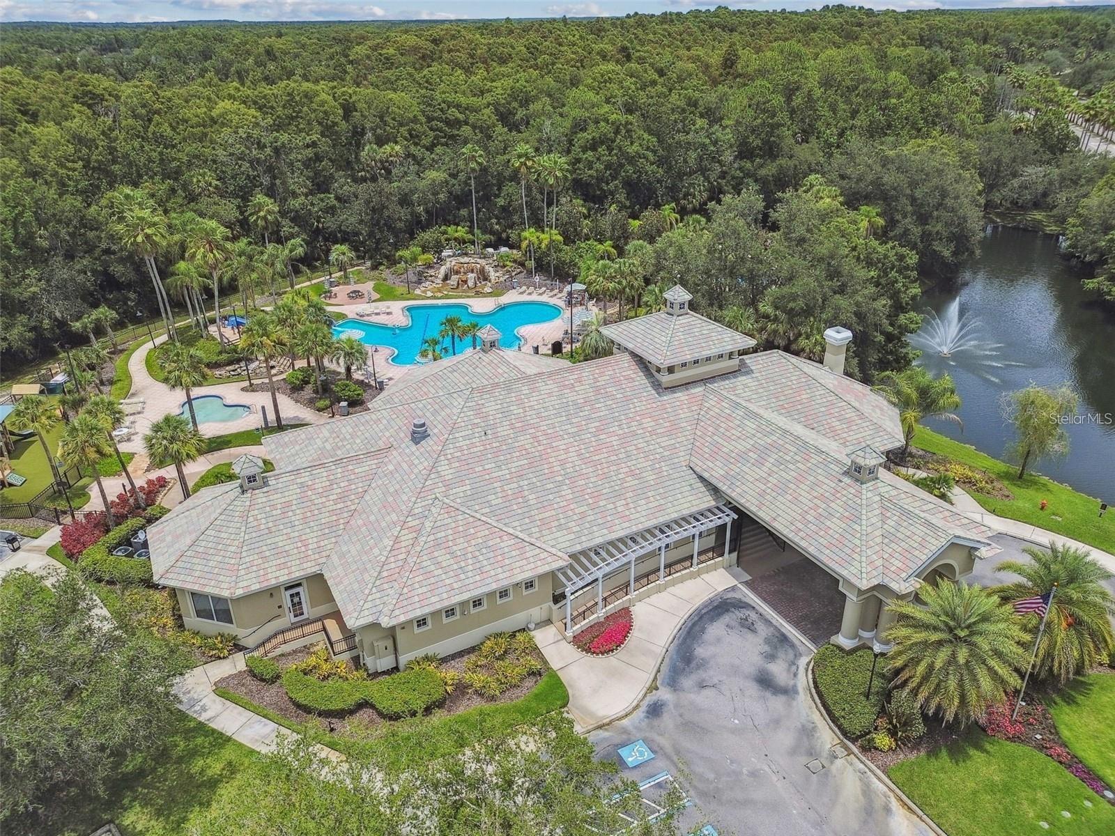 OXFORD PLACE AT TAMPA PALMS A CONDO - Residential