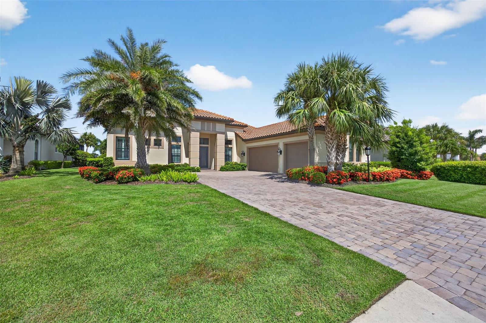 5104 BENITO COURT