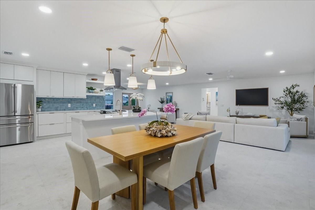 KEY ROYALE 15TH ADD - Residential