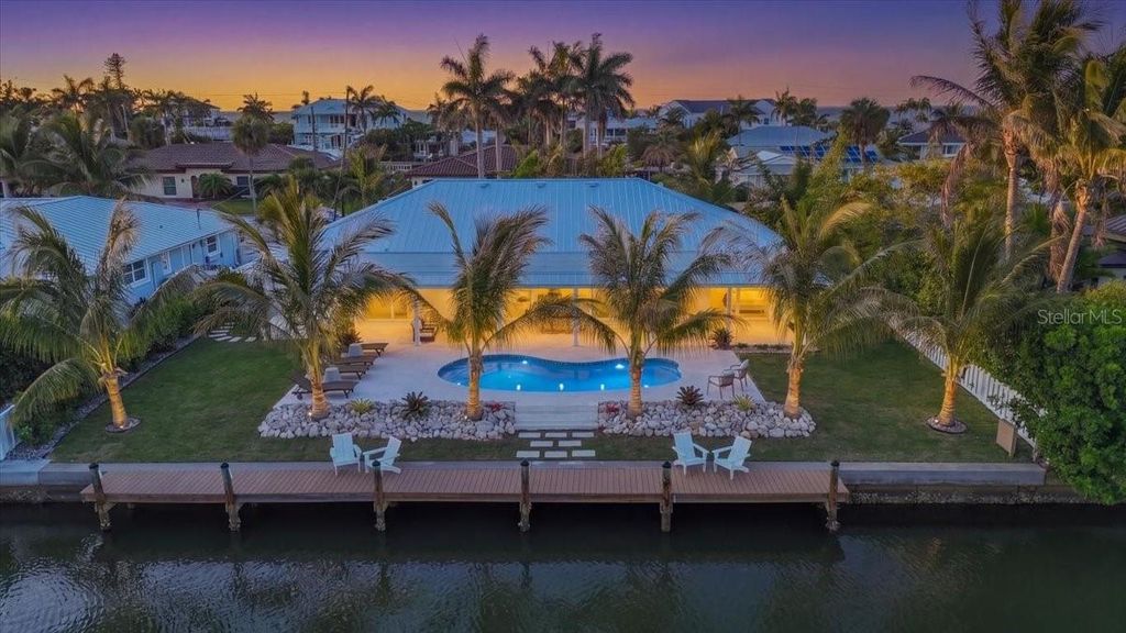 Photo of 618 Gladstone Lane, Holmes Beach, FL 34217 (MLS # A4694012)