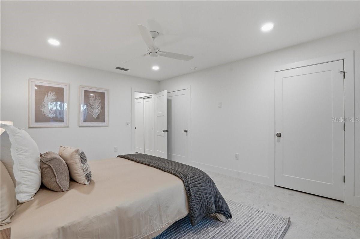 KEY ROYALE 15TH ADD - Residential