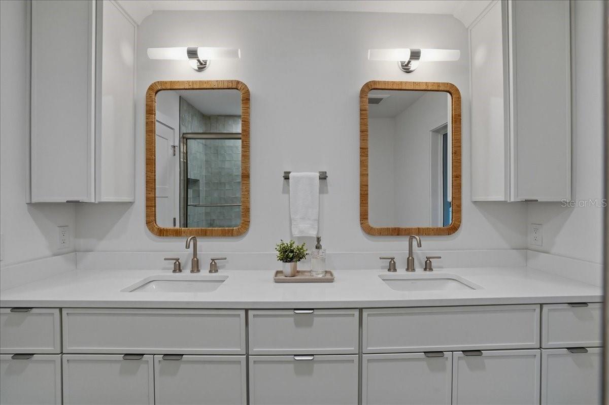 KEY ROYALE 15TH ADD - Residential