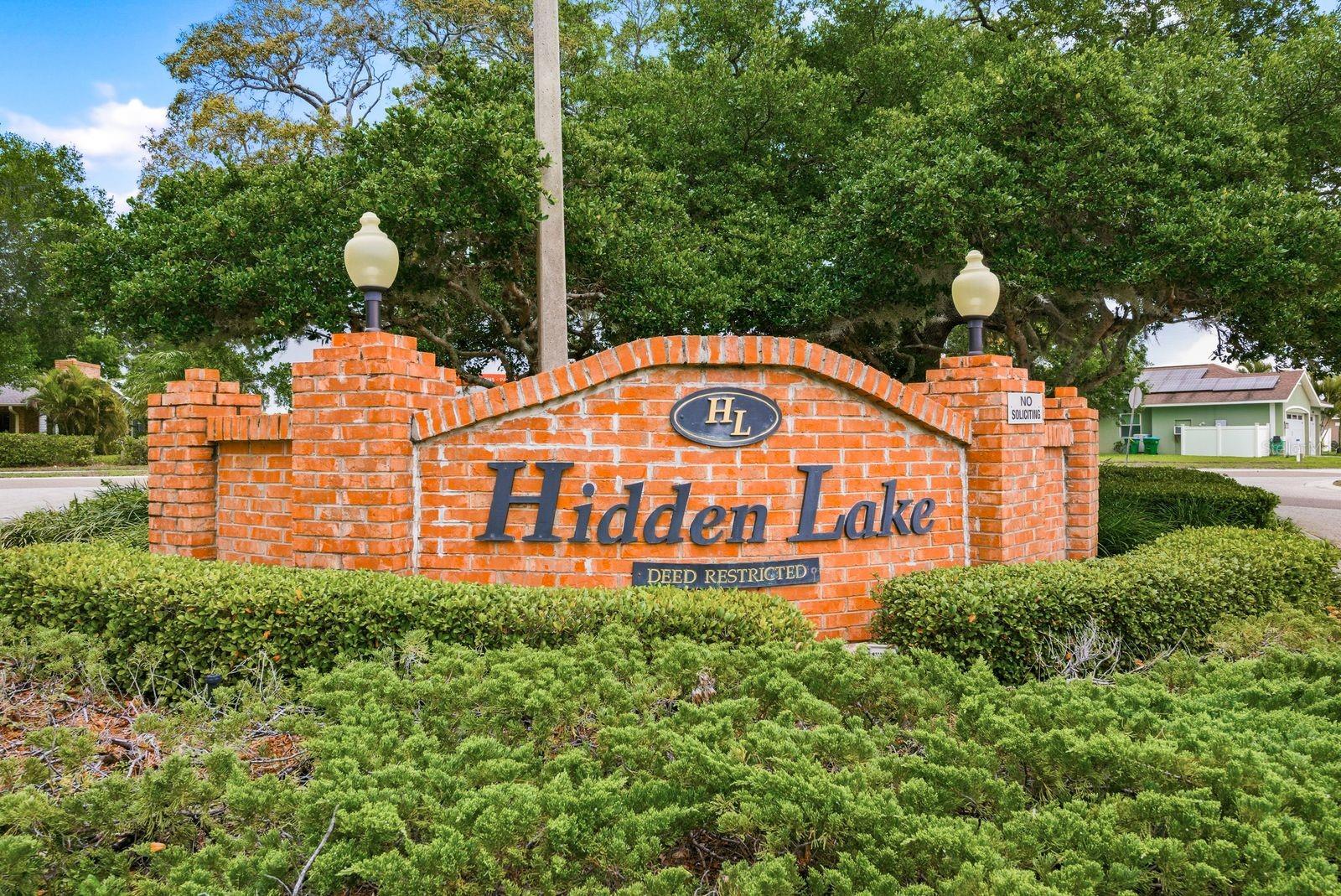 HIDDEN LAKE - Residential