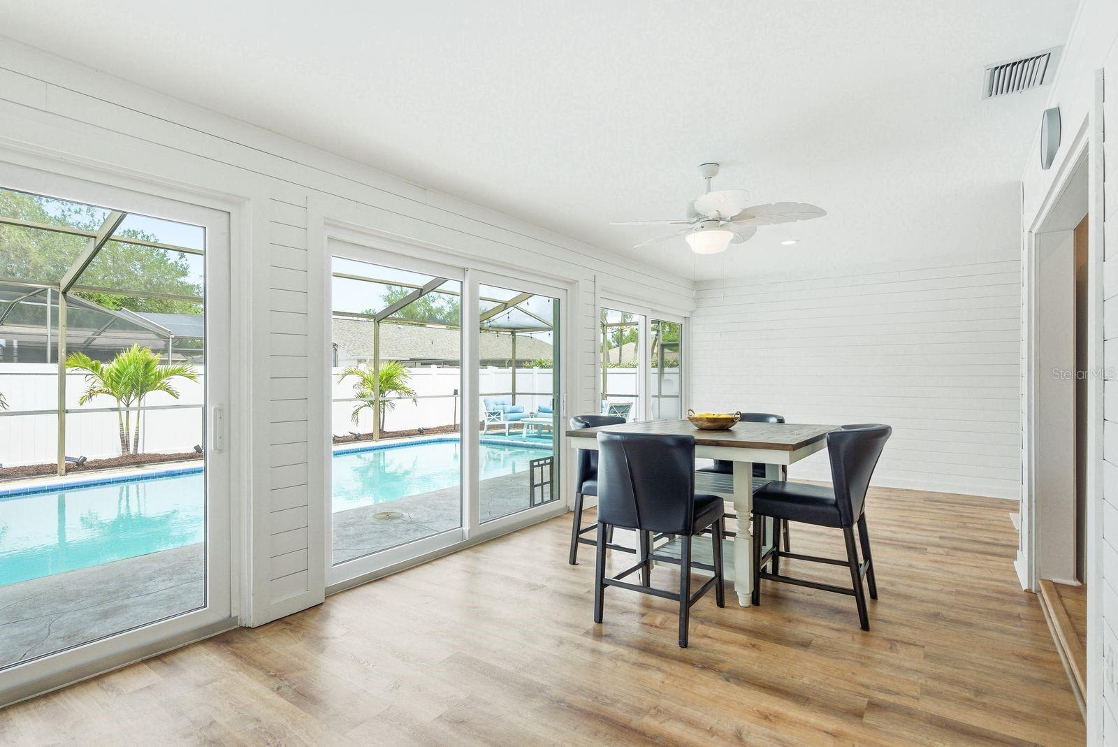 HIDDEN LAKE - Residential