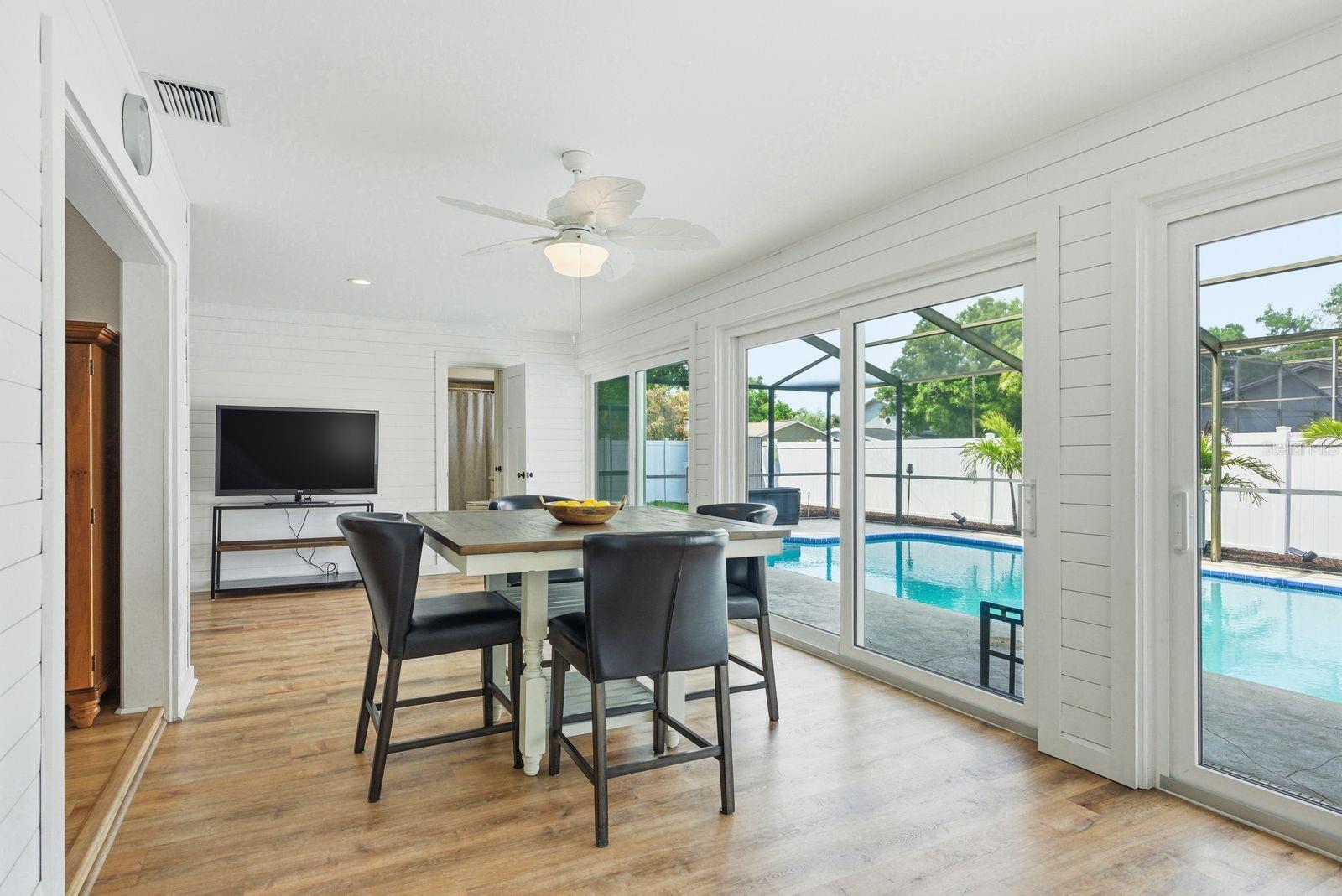 HIDDEN LAKE - Residential