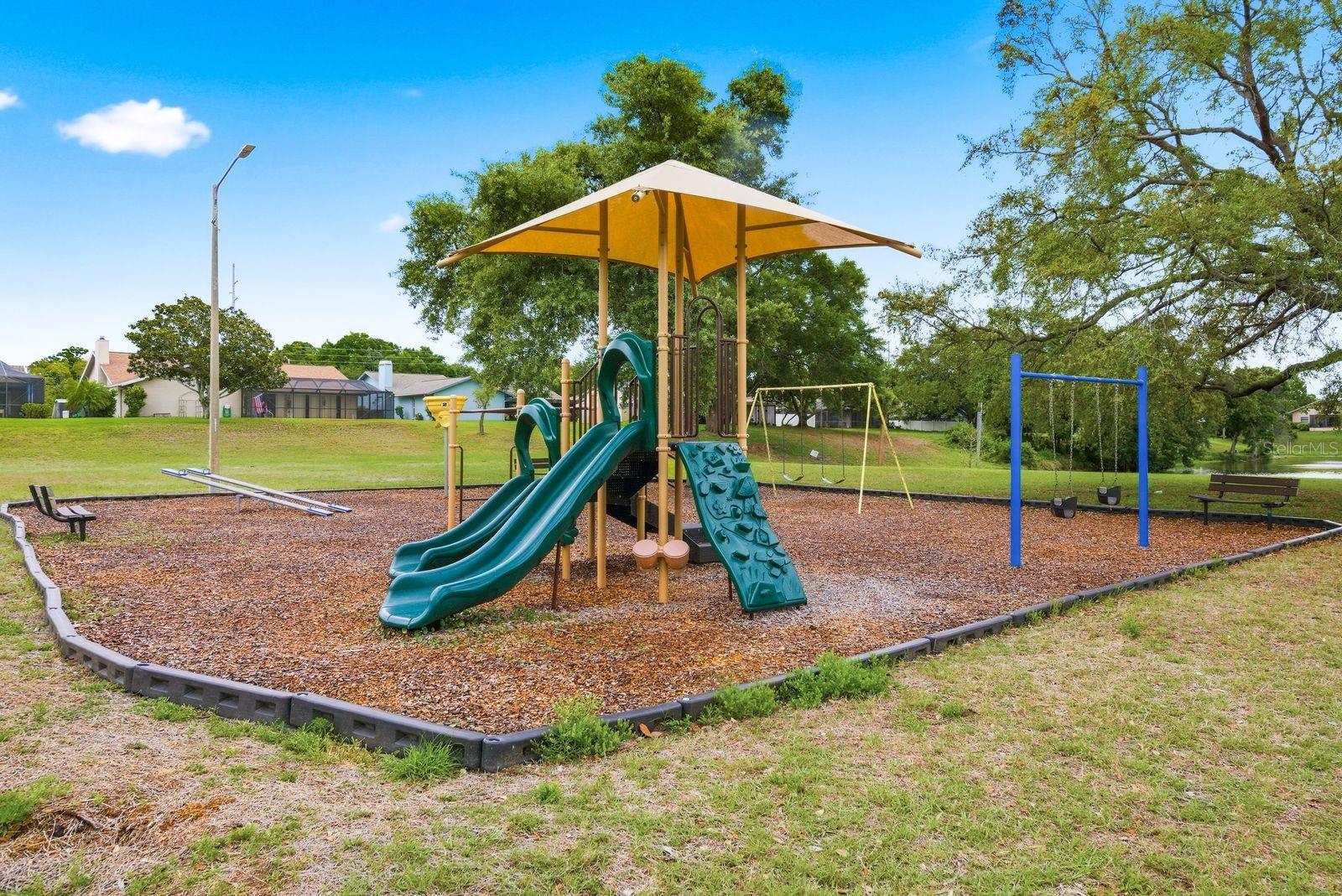 HIDDEN LAKE - Residential