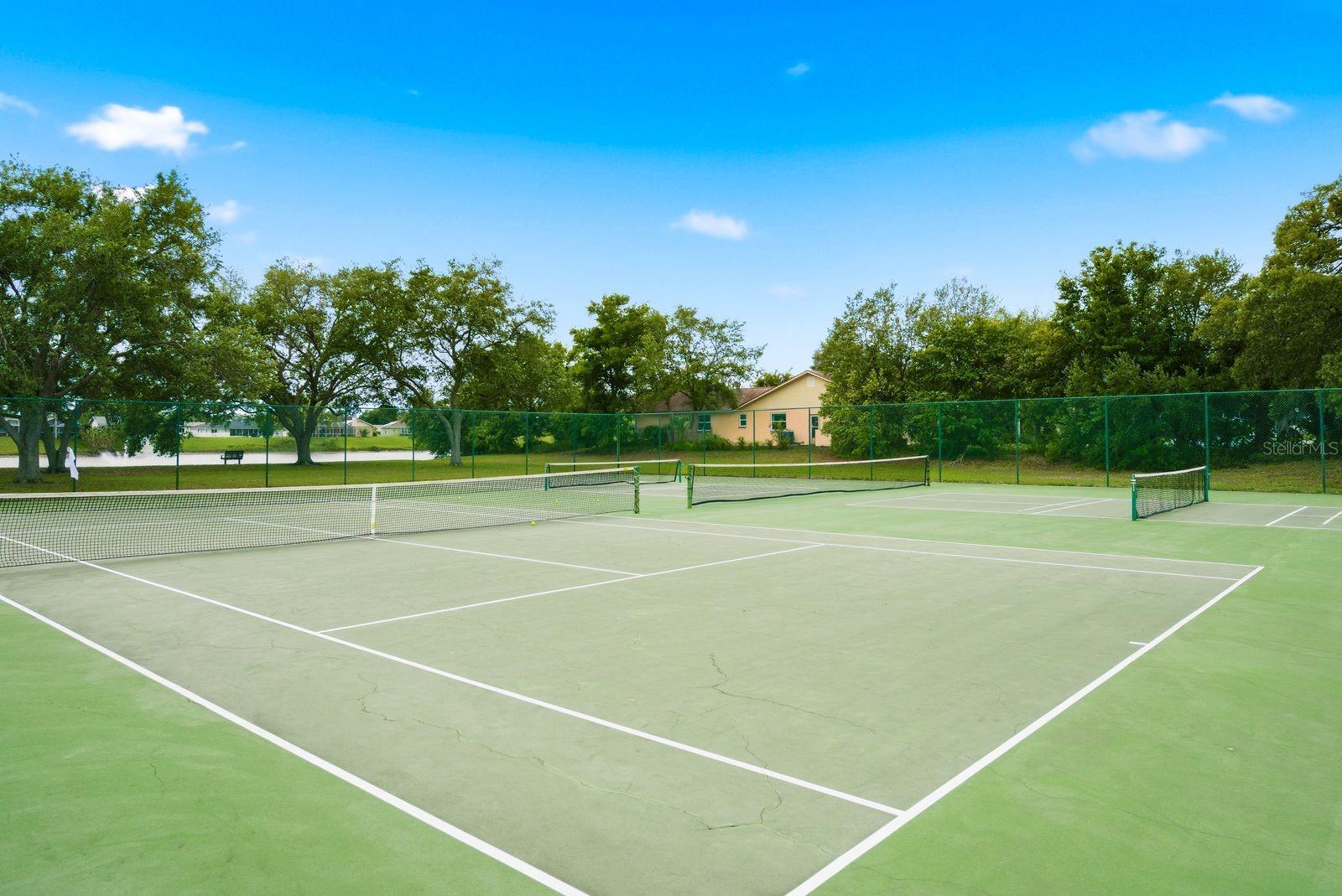 HIDDEN LAKE - Residential