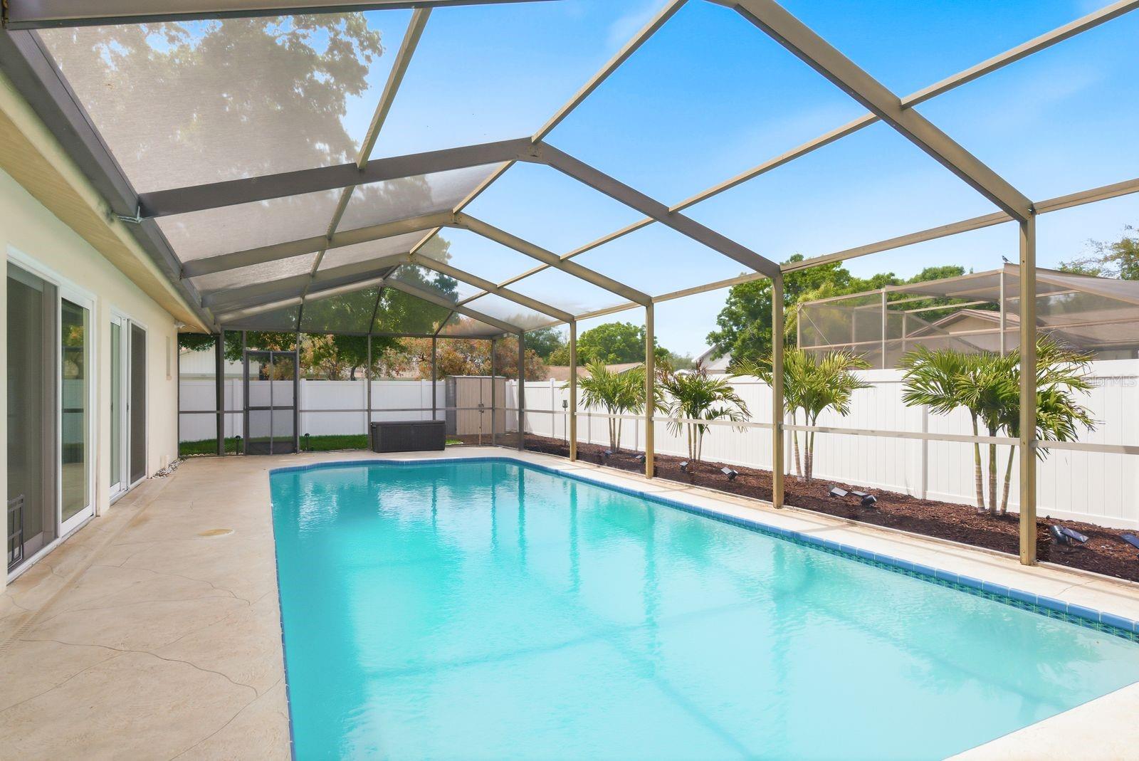 HIDDEN LAKE - Residential