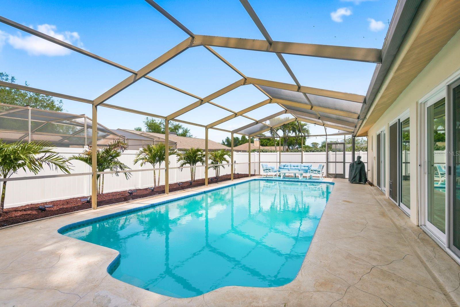 HIDDEN LAKE - Residential