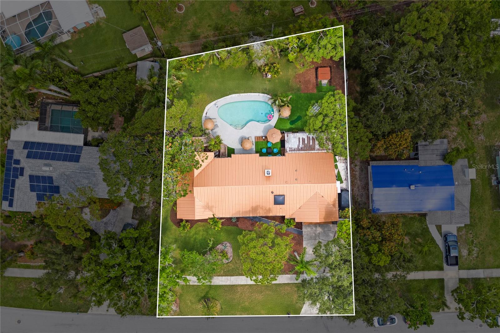 1112 MONTEZUMA DRIVE