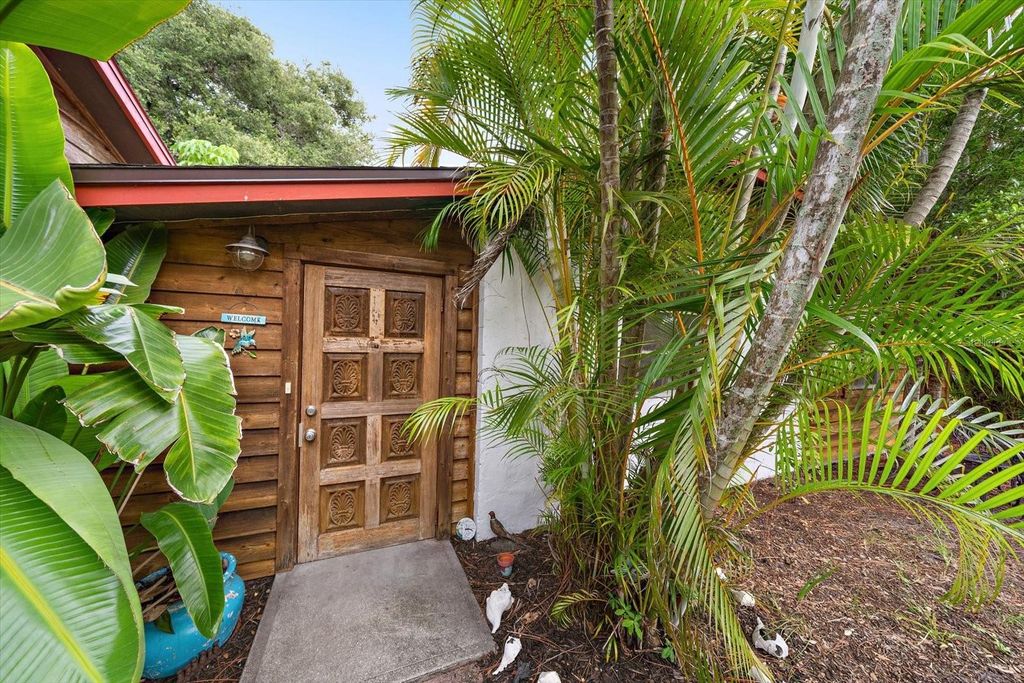 Photo of 4102 Royal Palm Avenue, Sarasota, FL 34234 (MLS # A4700511)