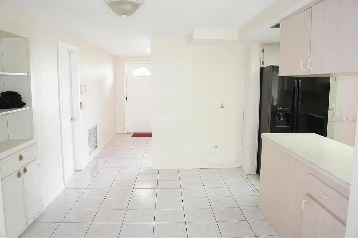 HOLIDAY HILL ESTATES - Residential Lease