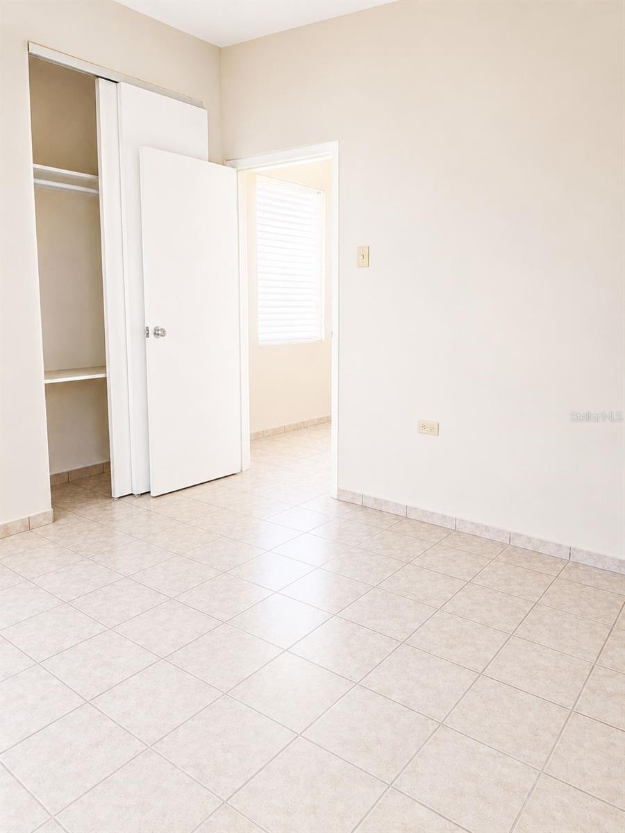54 CALLE DR. VEVE