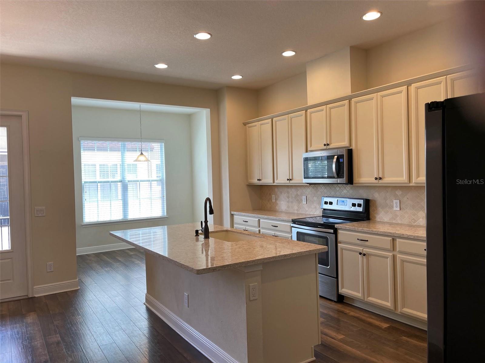 FOUNTAIN PARKE AT LAKE MARY PH 2 - Residential Lease