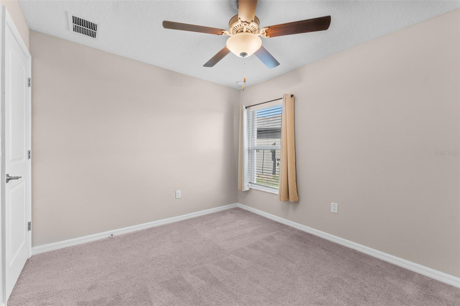 BERRY BAY SUB - Residential Lease