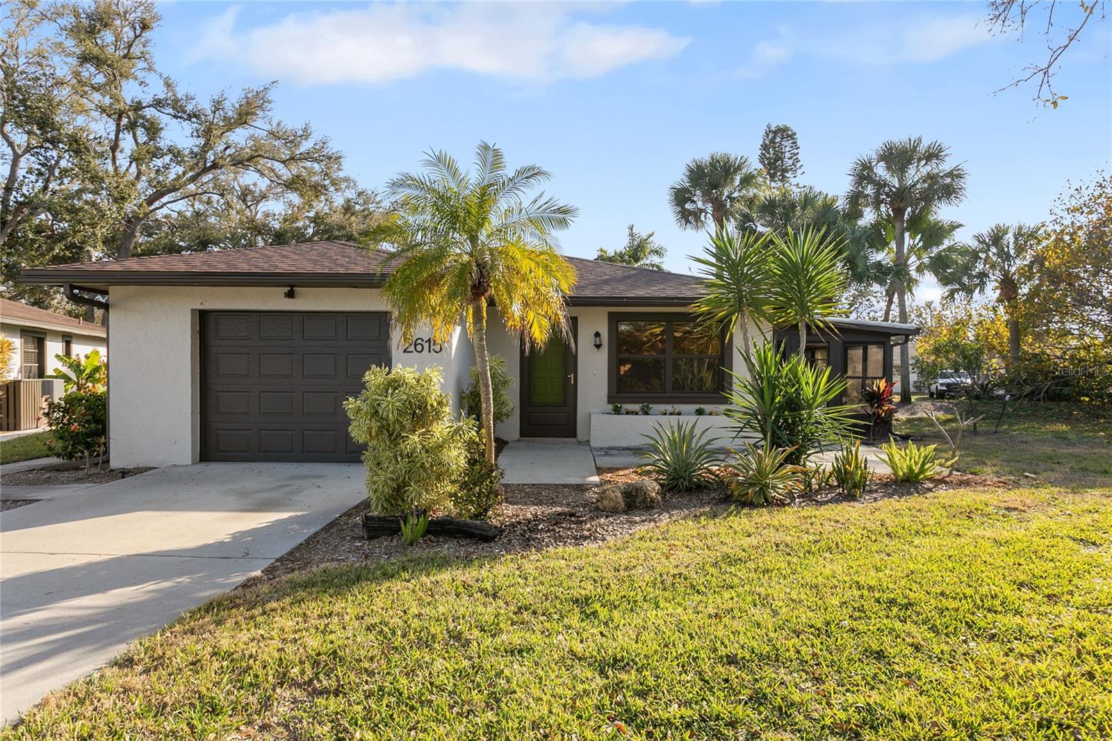 CAMBRIDGE VILLAGE WEST - Residential