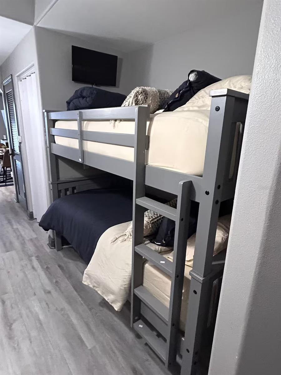 BLUE HERON BEACH RESIDENCE TOWER I - Residential