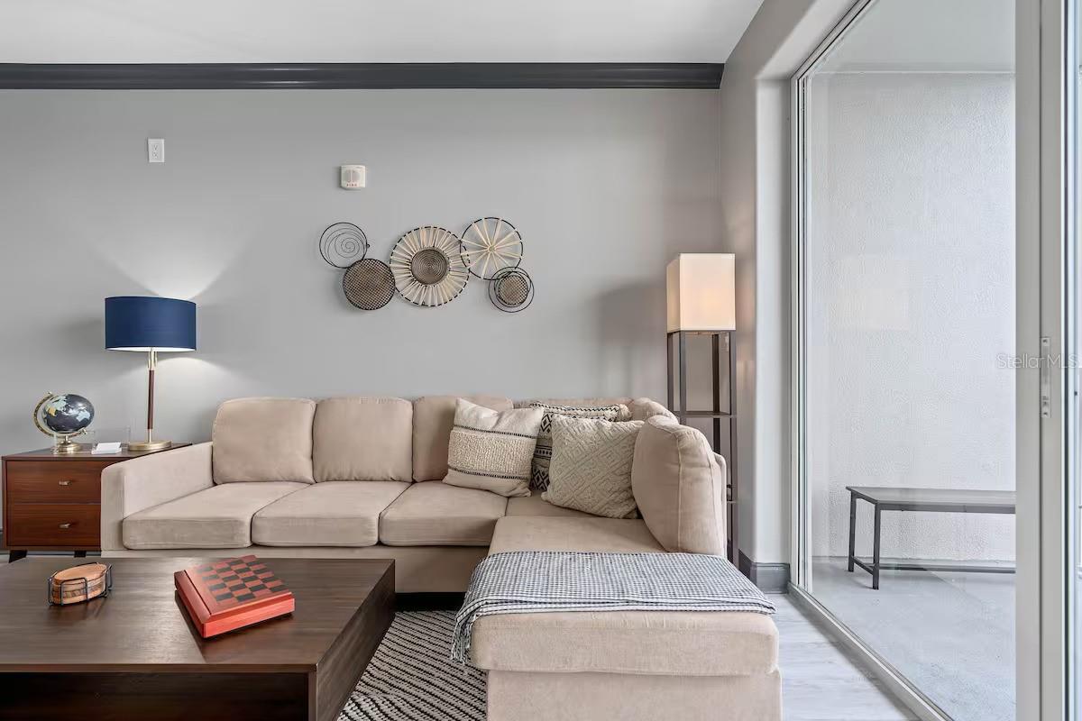 BLUE HERON BEACH RESIDENCE TOWER I - Residential