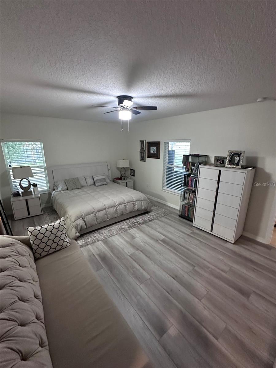 LAUREL ESTATES - Residential