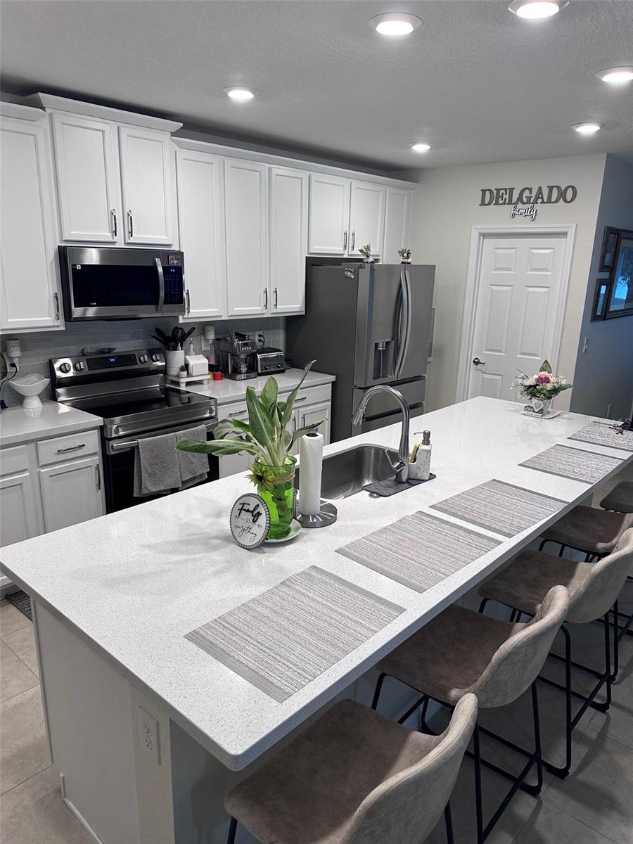 LAUREL ESTATES - Residential