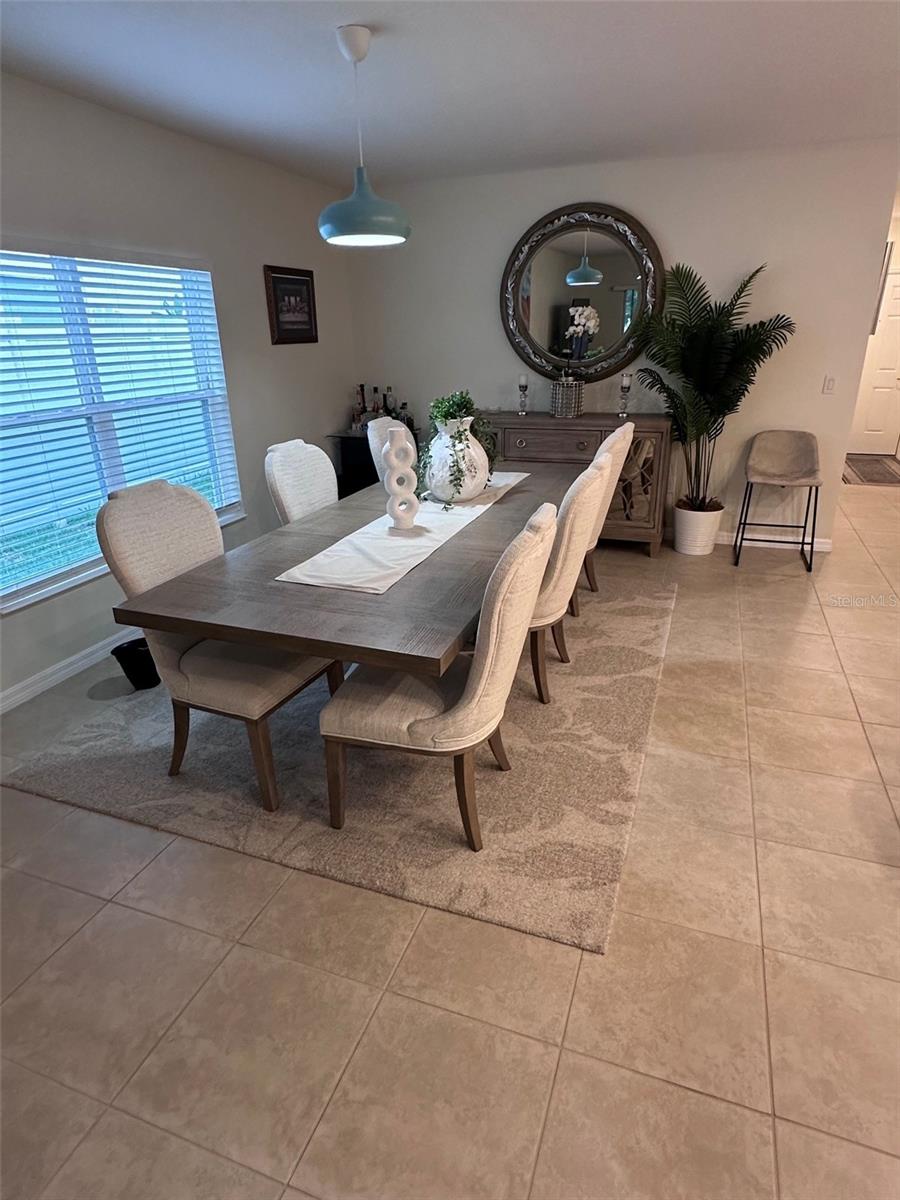 LAUREL ESTATES - Residential