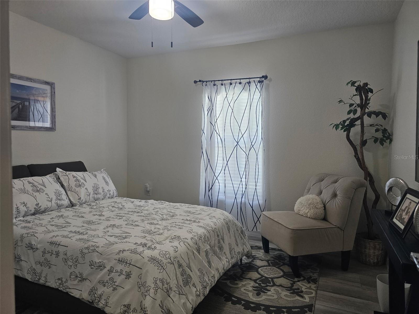 LAUREL ESTATES - Residential