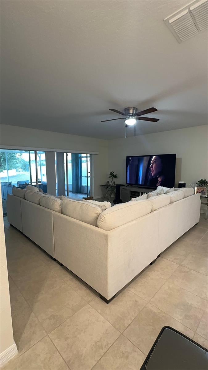 LAUREL ESTATES - Residential