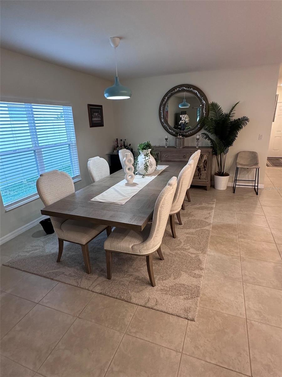 LAUREL ESTATES - Residential