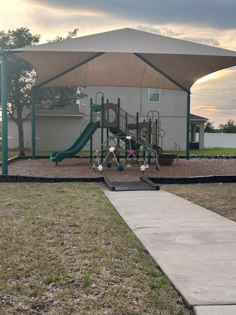 LAUREL ESTATES - Residential