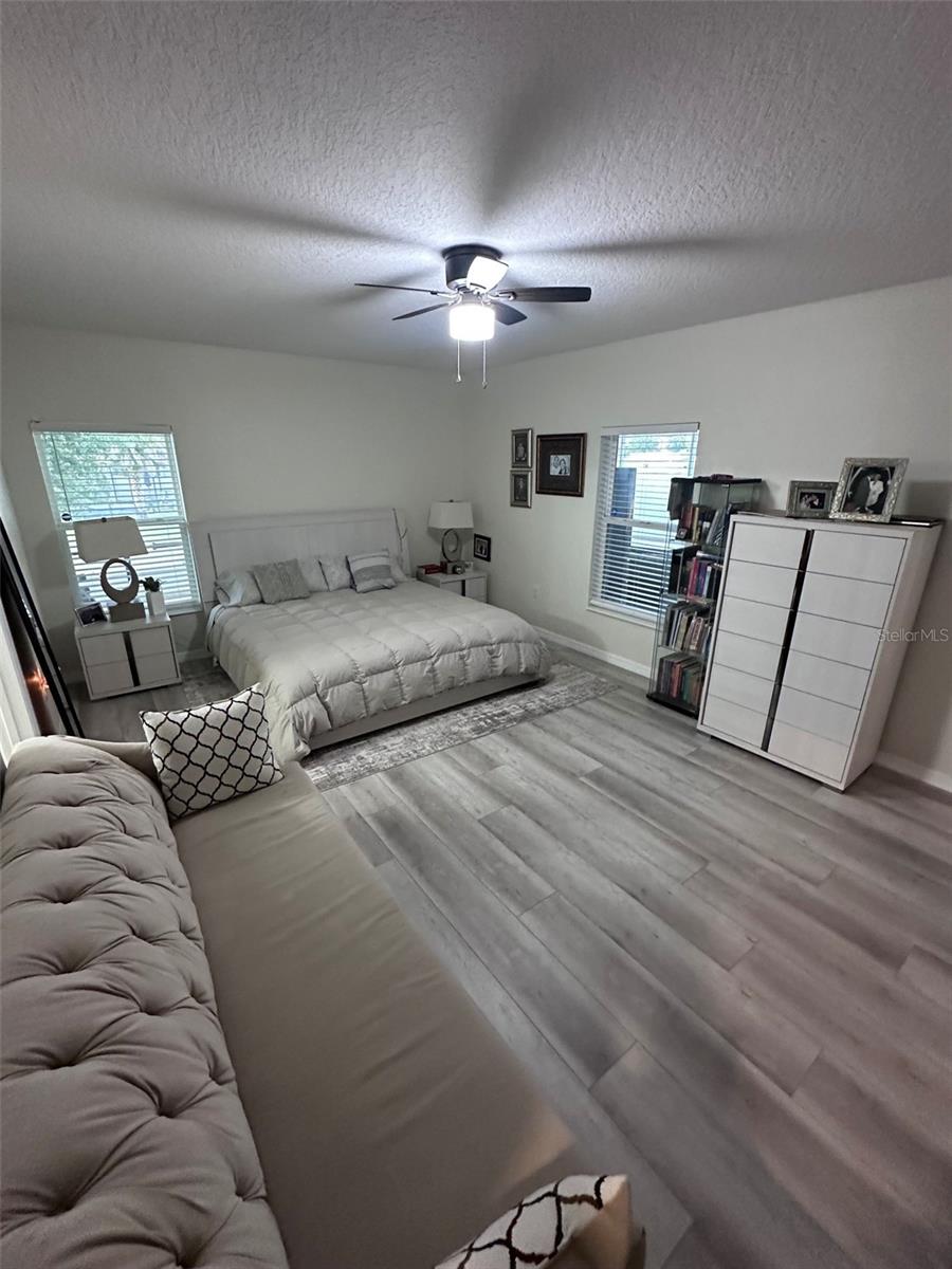 LAUREL ESTATES - Residential