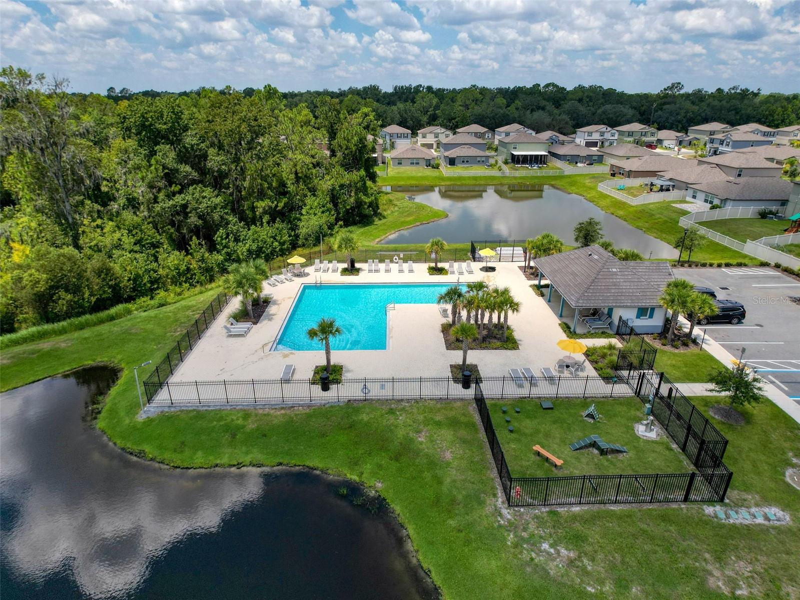 4395 TROTTERS WAY