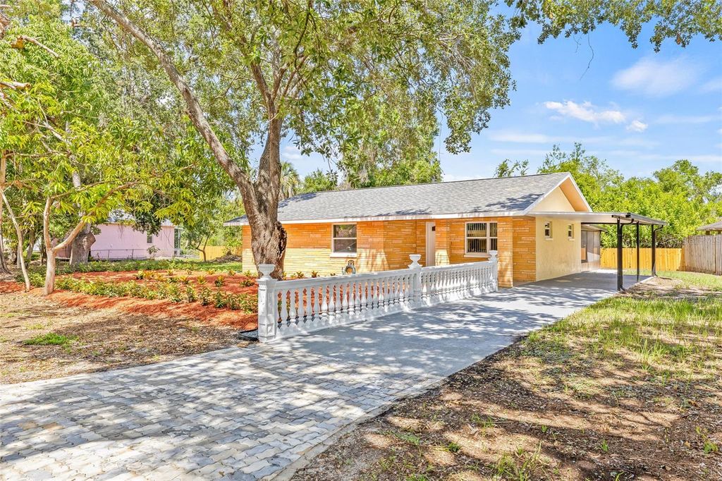 Photo of 6807 River Road, Tampa, FL 33615 (MLS # TB8395038)