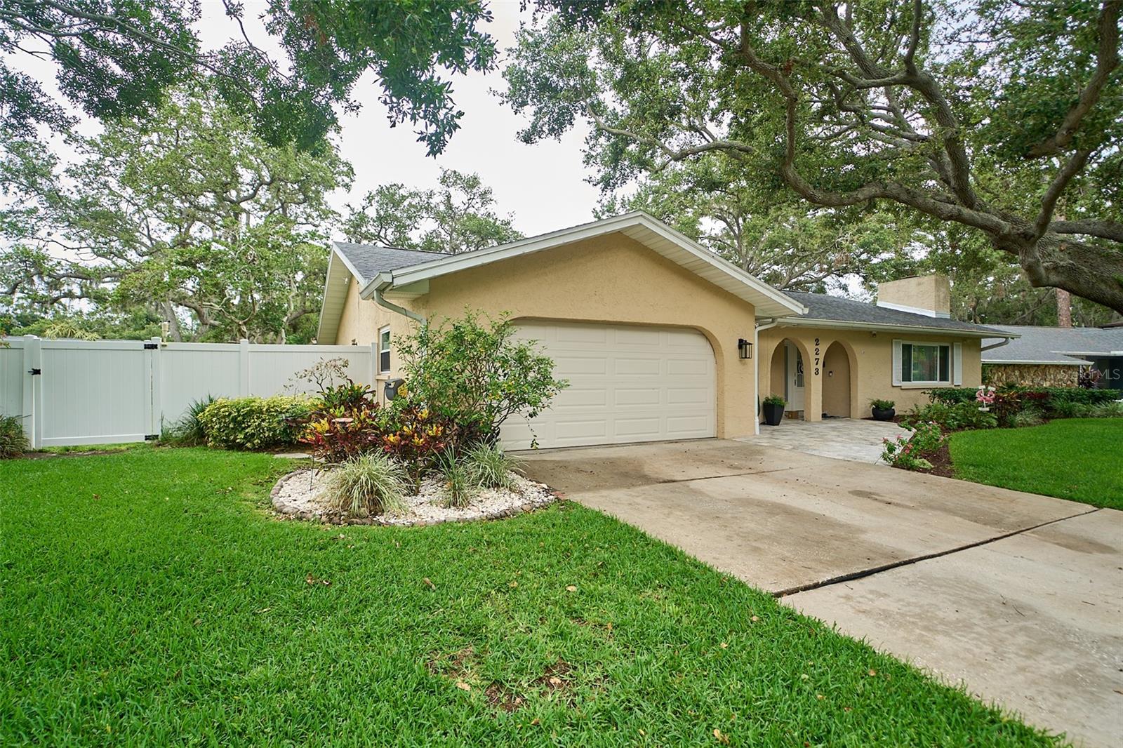 2273 WILLOWBROOK DRIVE