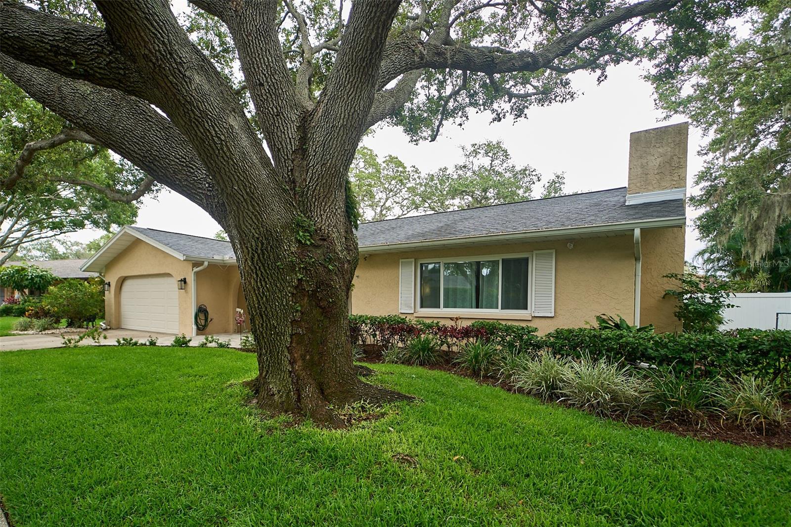 2273 WILLOWBROOK DRIVE