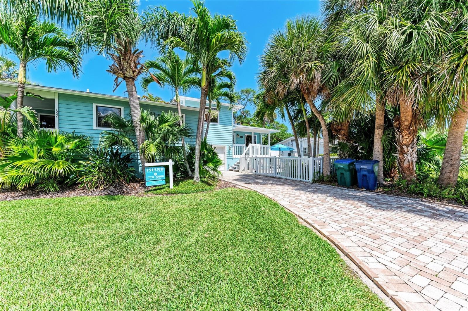 SUNSET HIDEAWAY - Residential