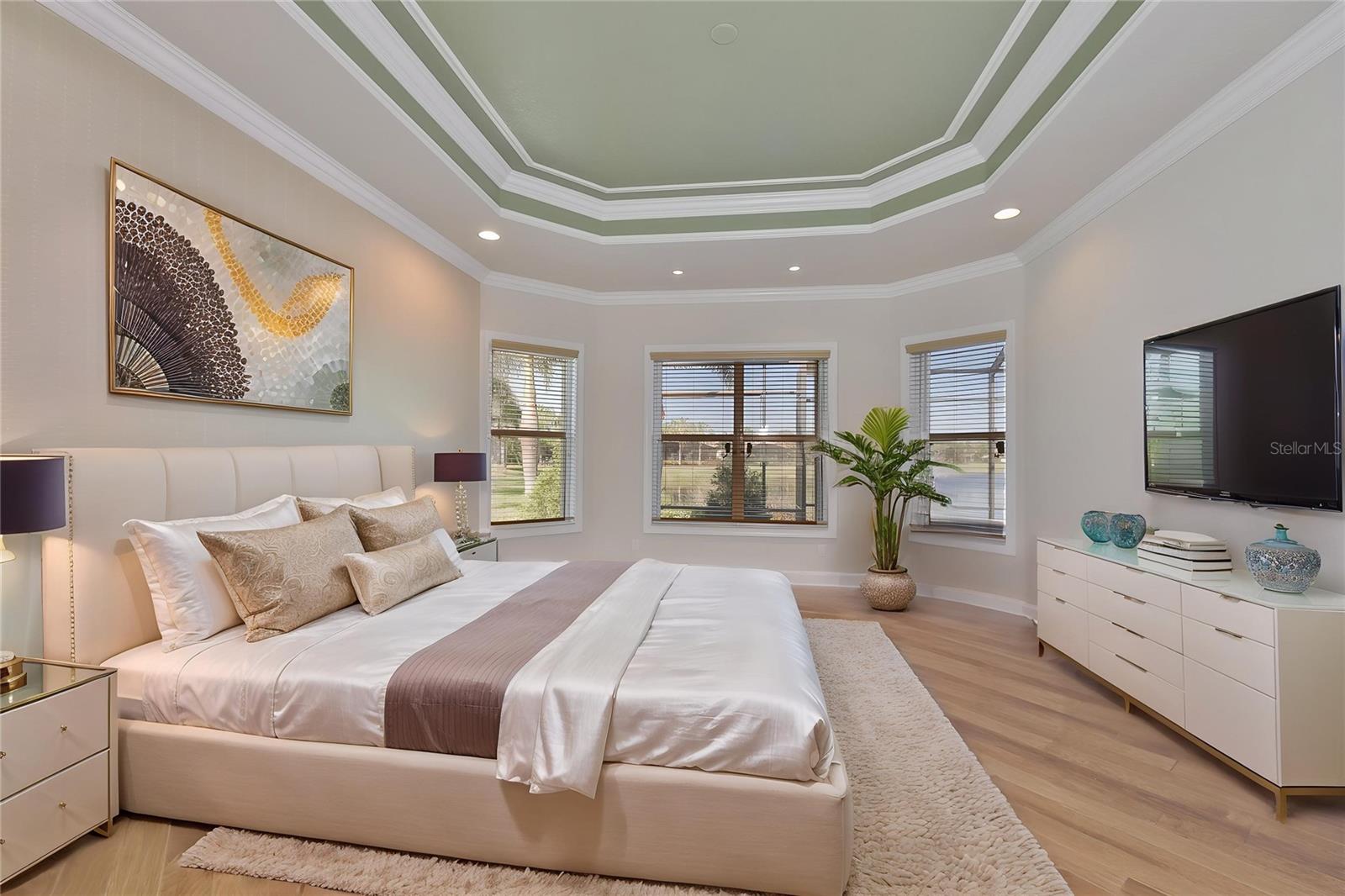 VALENCIA LAKES - Residential
