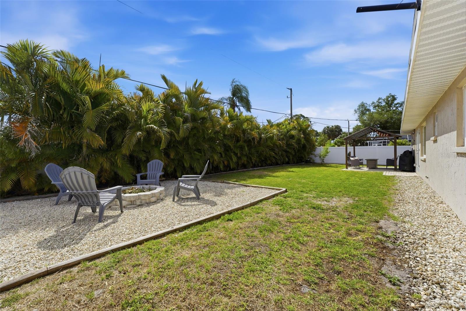 BAY VISTA BLVD - Residential