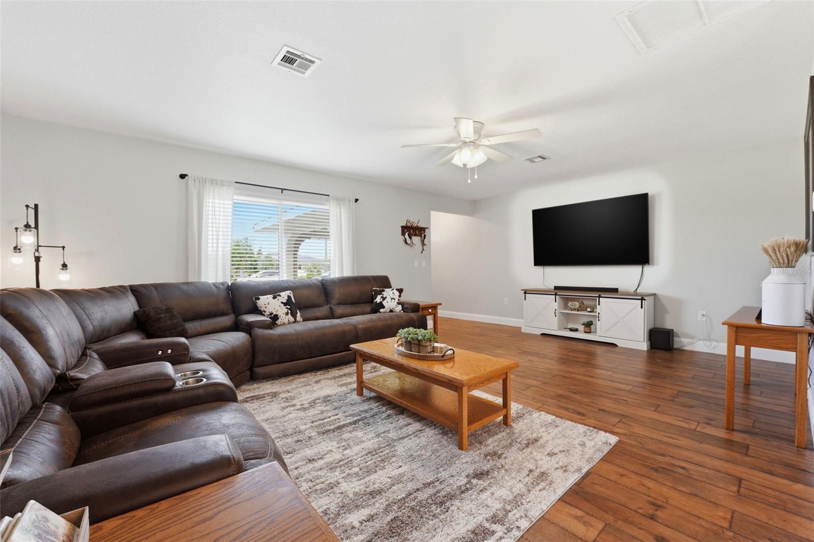 1007 MONTANA AVENUE, ENGLEWOOD, FL, 34223 4 1007 MONTANA AVENUE