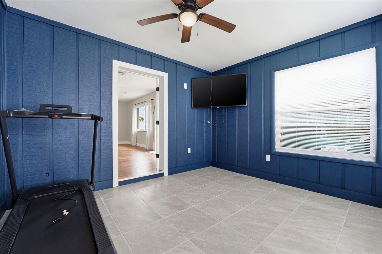 BAY VISTA BLVD - Residential