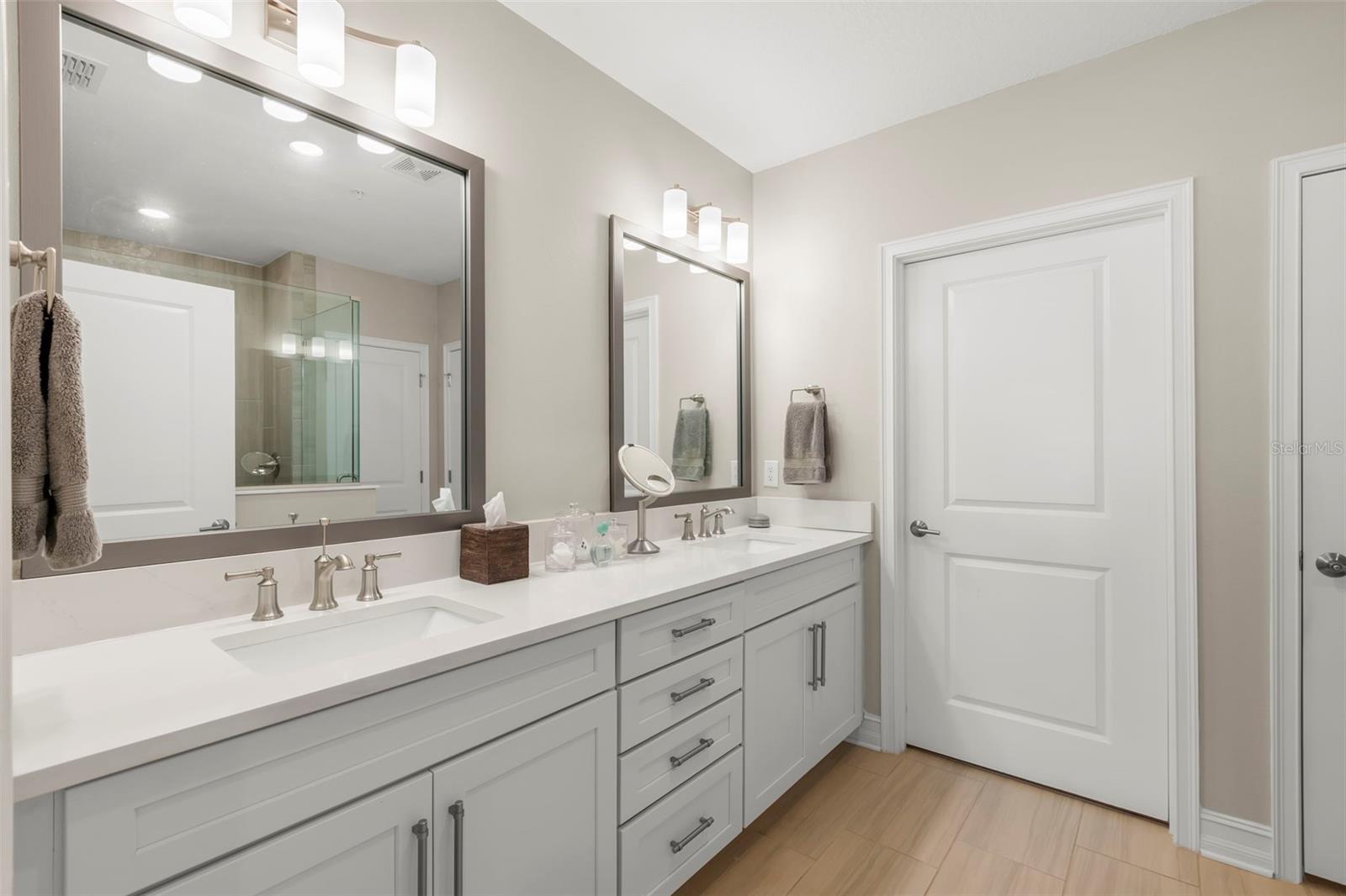 INLET SHORE TWNHMS PH 2A & 2B - Residential