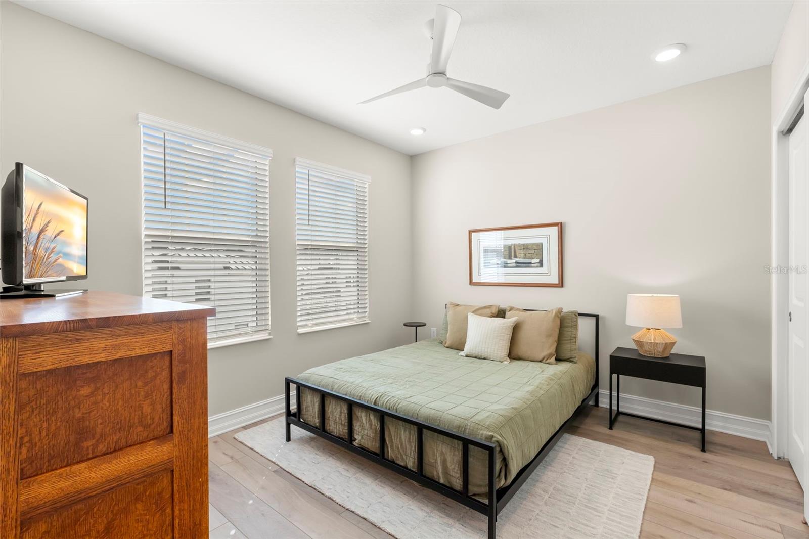 INLET SHORE TWNHMS PH 2A & 2B - Residential