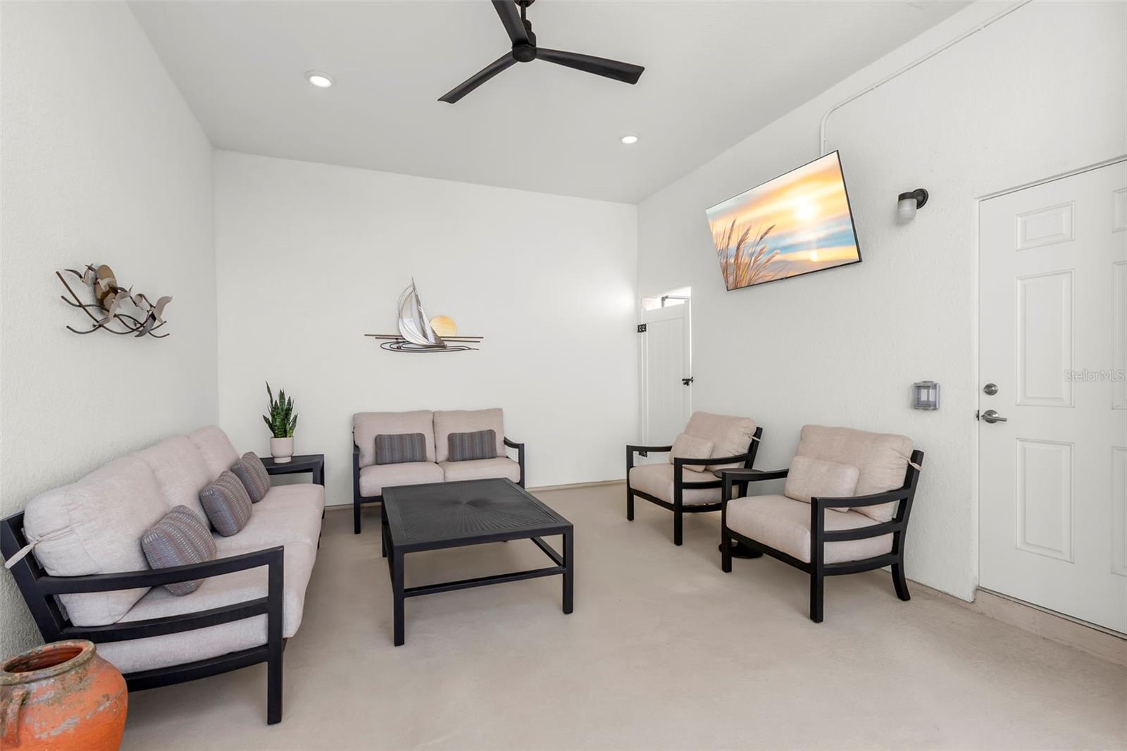 INLET SHORE TWNHMS PH 2A & 2B - Residential