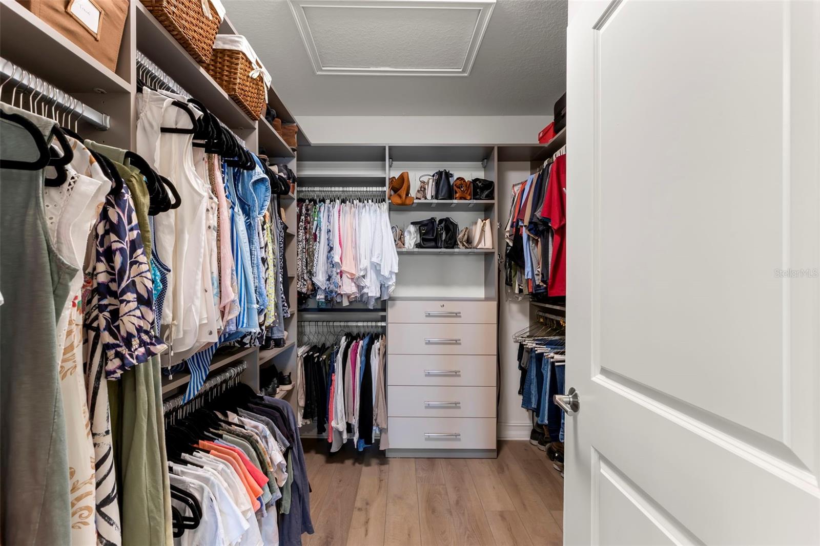 INLET SHORE TWNHMS PH 2A & 2B - Residential