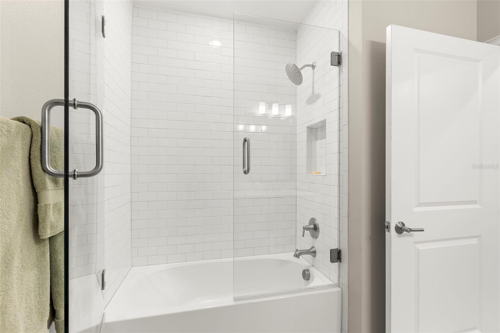 INLET SHORE TWNHMS PH 2A & 2B - Residential