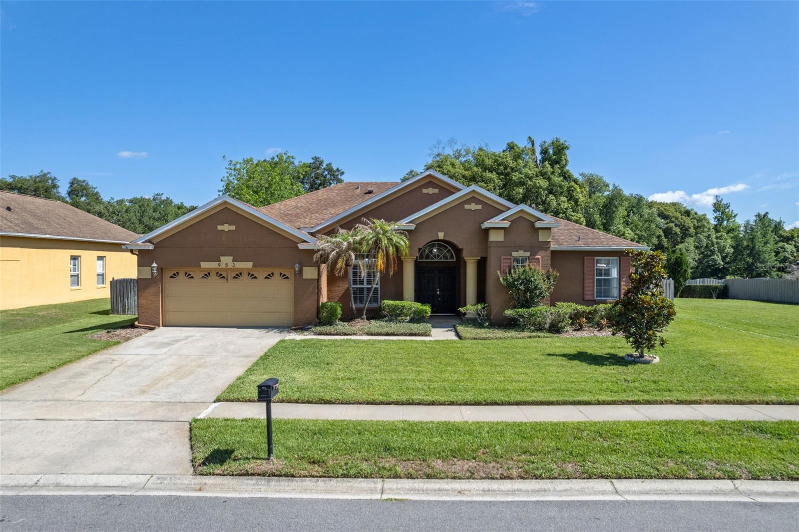 LONGWOOD CLUB - Residential