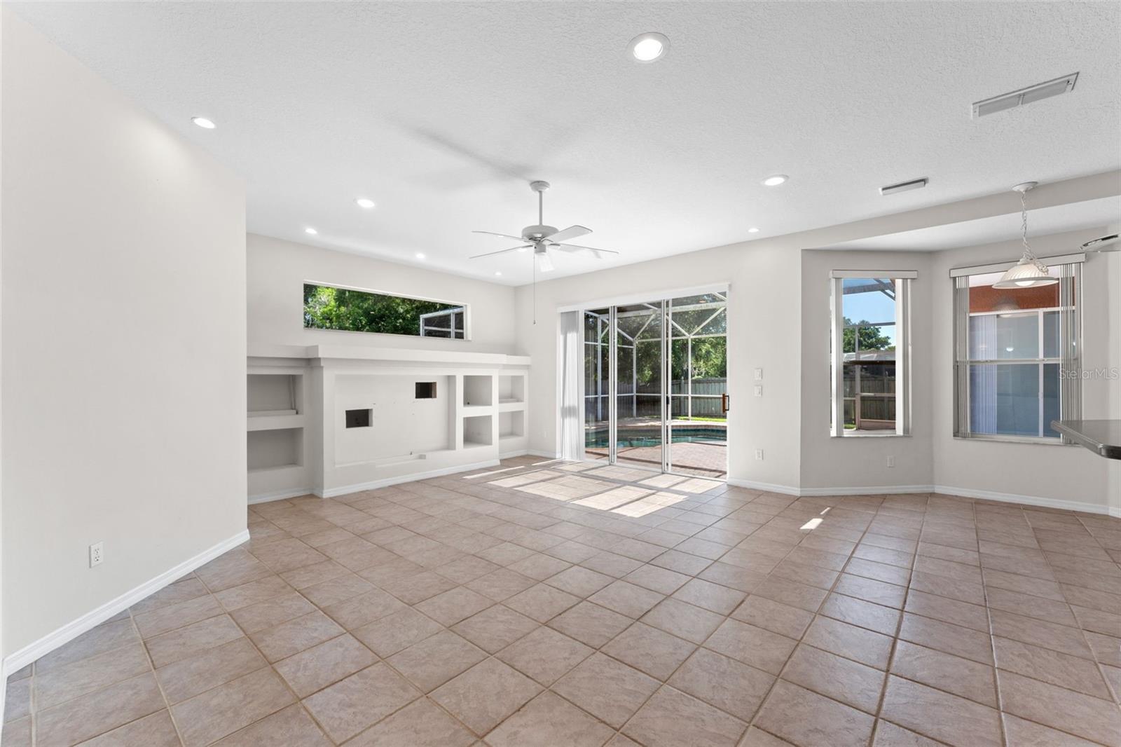 LONGWOOD CLUB - Residential
