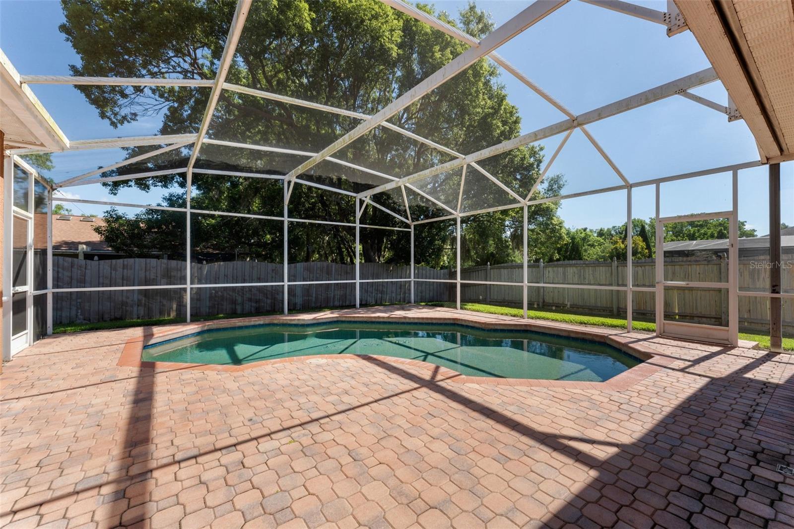 LONGWOOD CLUB - Residential